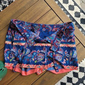 Loft S-Paisley patterned silk-like shorts
